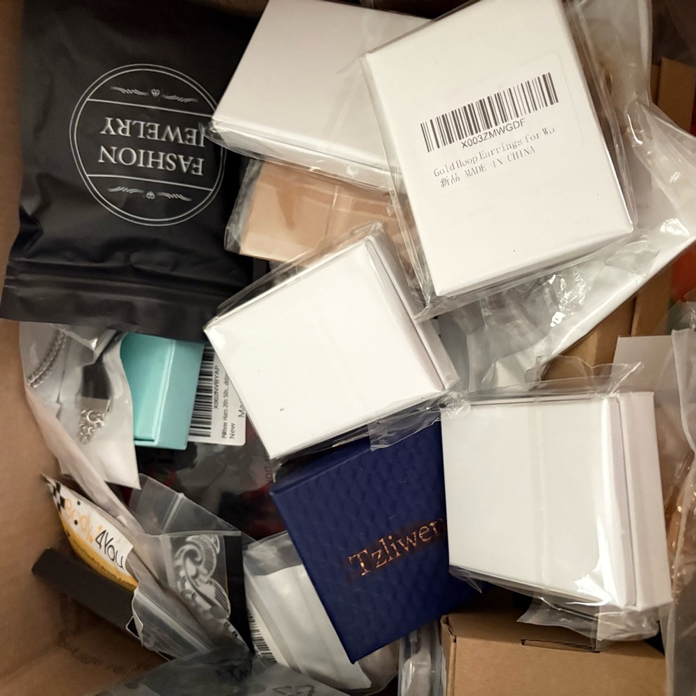 60 + pieces Assorted Jewelry